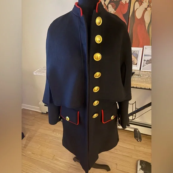 Military Elegant Black Coat with Gold Buttons - Picture 6 of 8